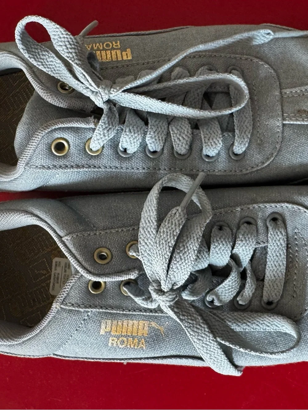 Puma Roma Men’s Sneakers in Light Gray with Gold Logo
